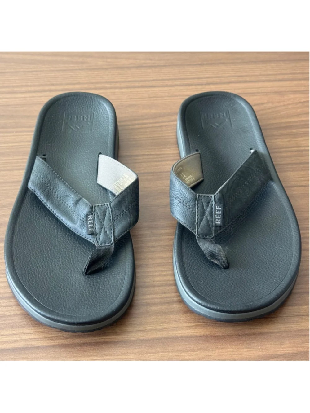 Reef Cushion Phantom Leather Flip Flops Black Men’s Size 11 Comfort Sandals